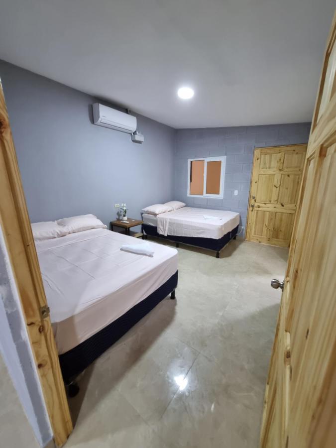Hostal Camila'S Tamanique Luaran gambar