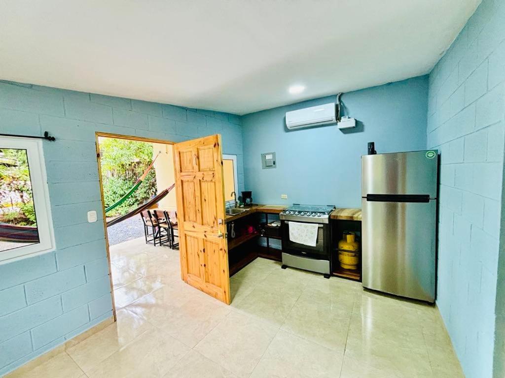 Hostal Camila'S Tamanique Luaran gambar