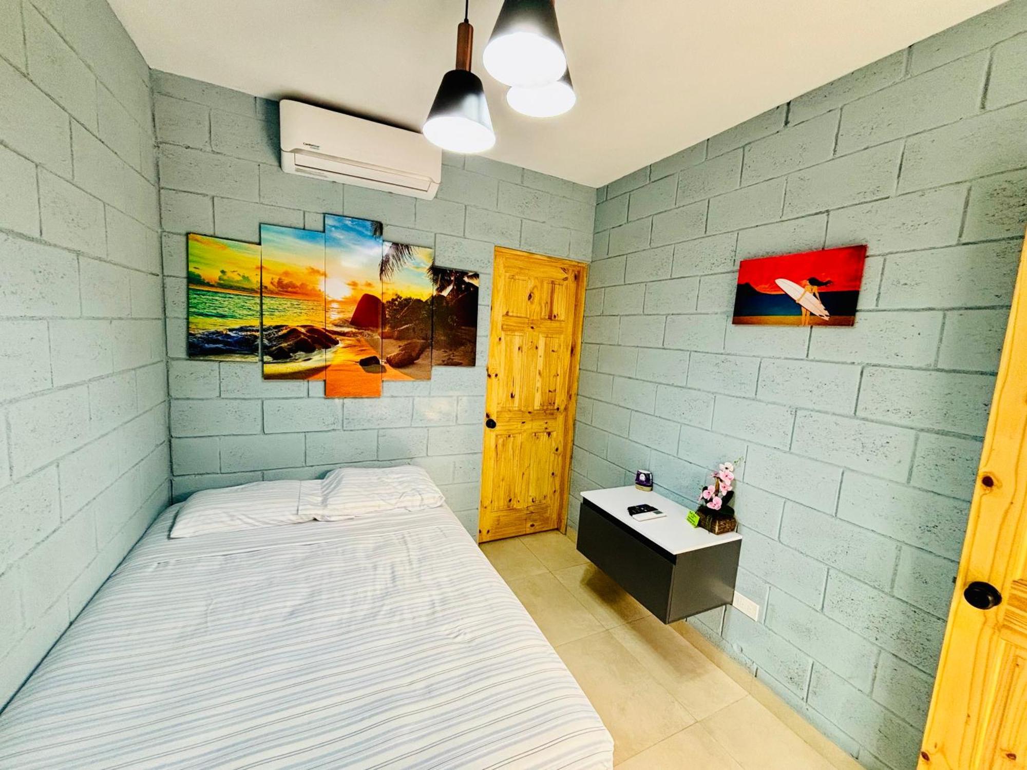 Hostal Camila'S Tamanique Luaran gambar