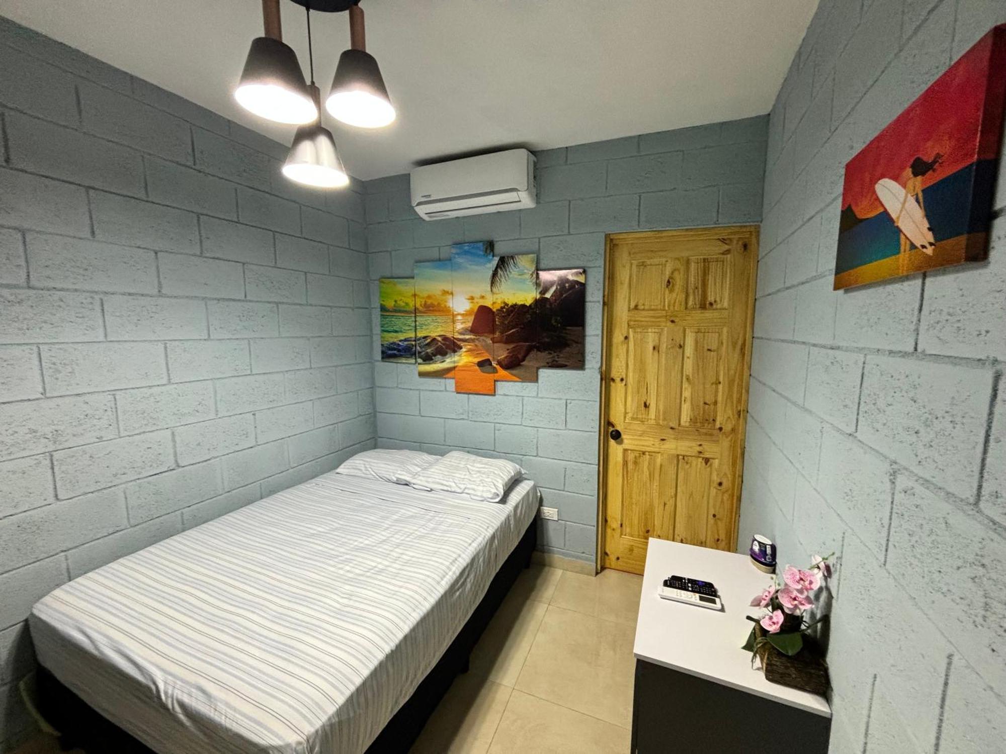 Hostal Camila'S Tamanique Luaran gambar