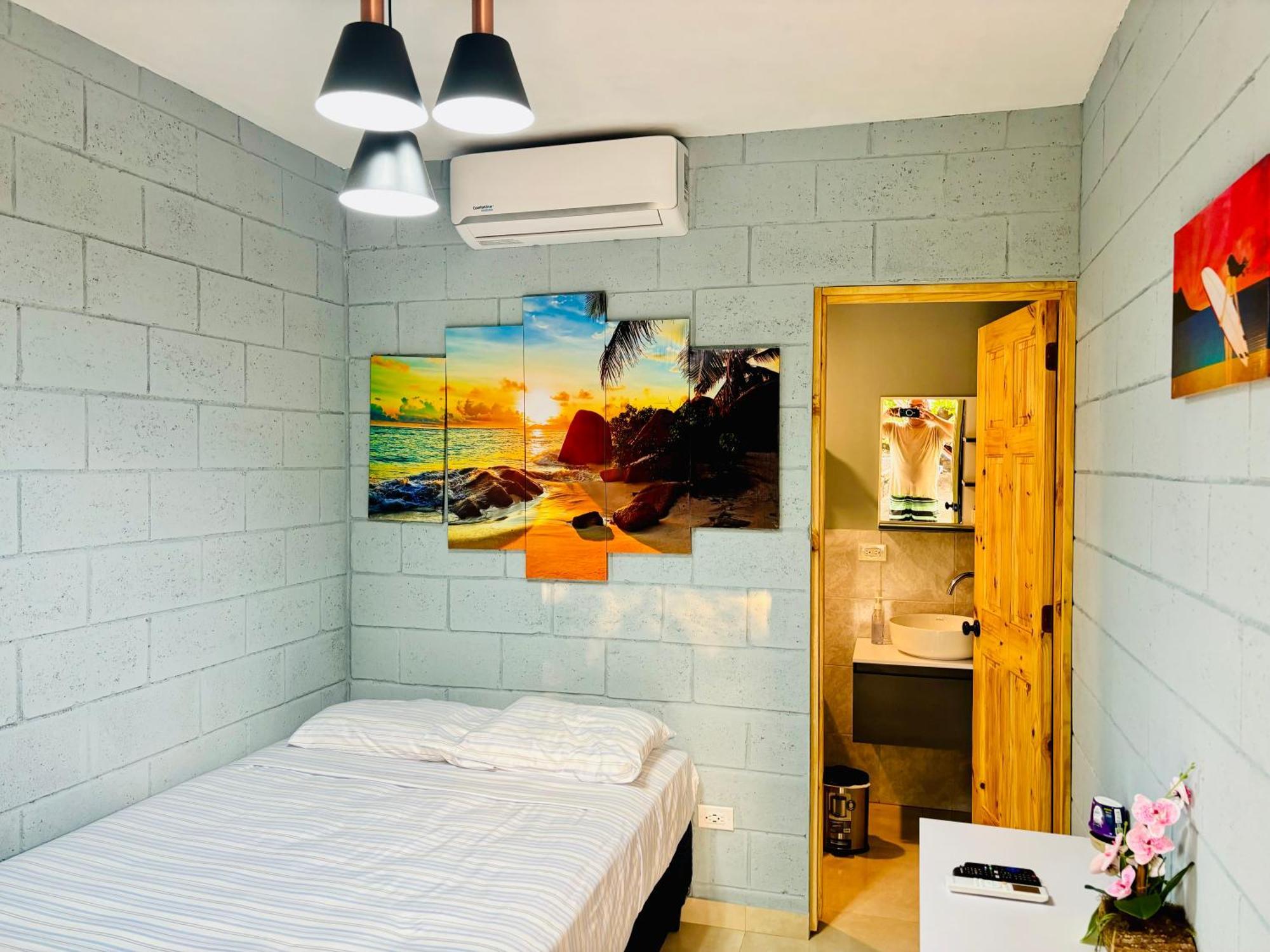 Hostal Camila'S Tamanique Luaran gambar