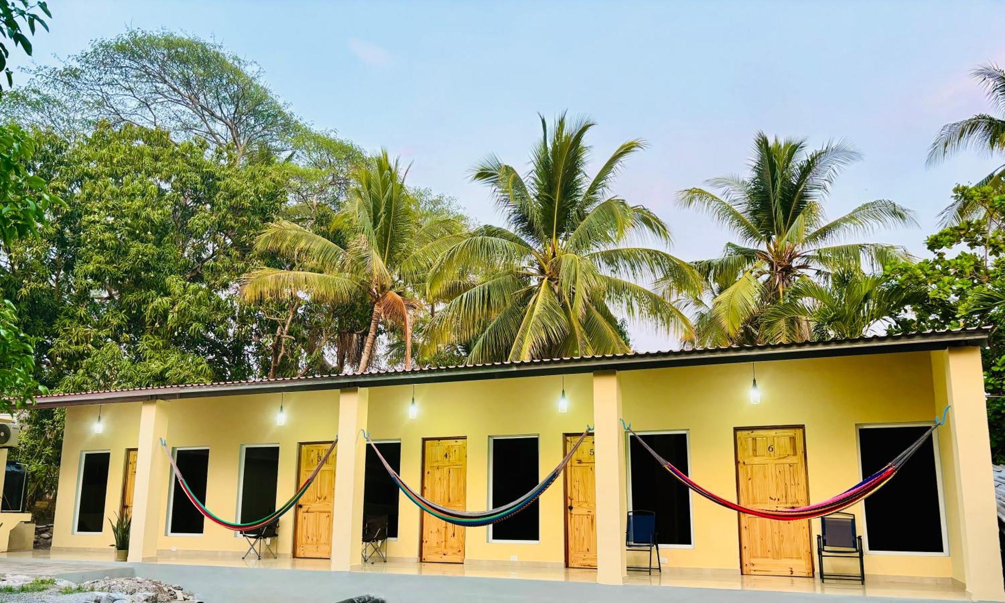 Hostal Camila'S Tamanique Luaran gambar