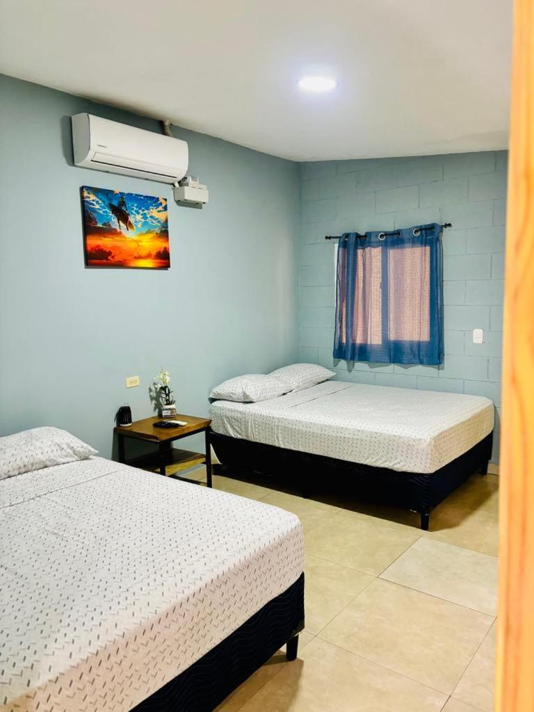 Hostal Camila'S Tamanique Luaran gambar